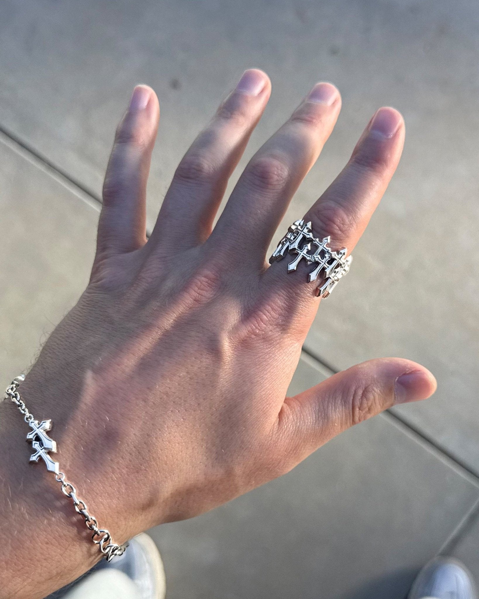 Cross Band Ring Stainless Steel Continuous Design – RARE-ROMANCE