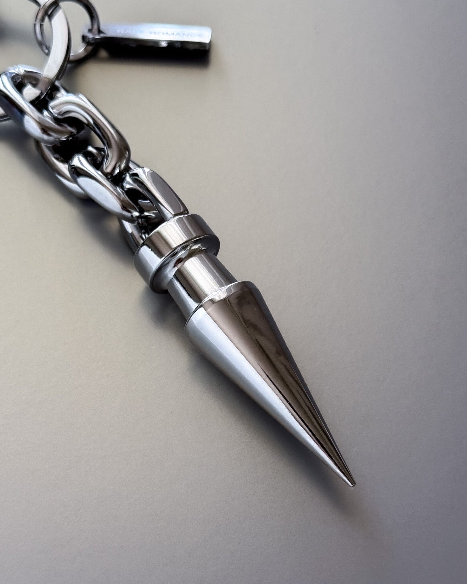 Mega Spike Keychain | RARE-ROMANCE™