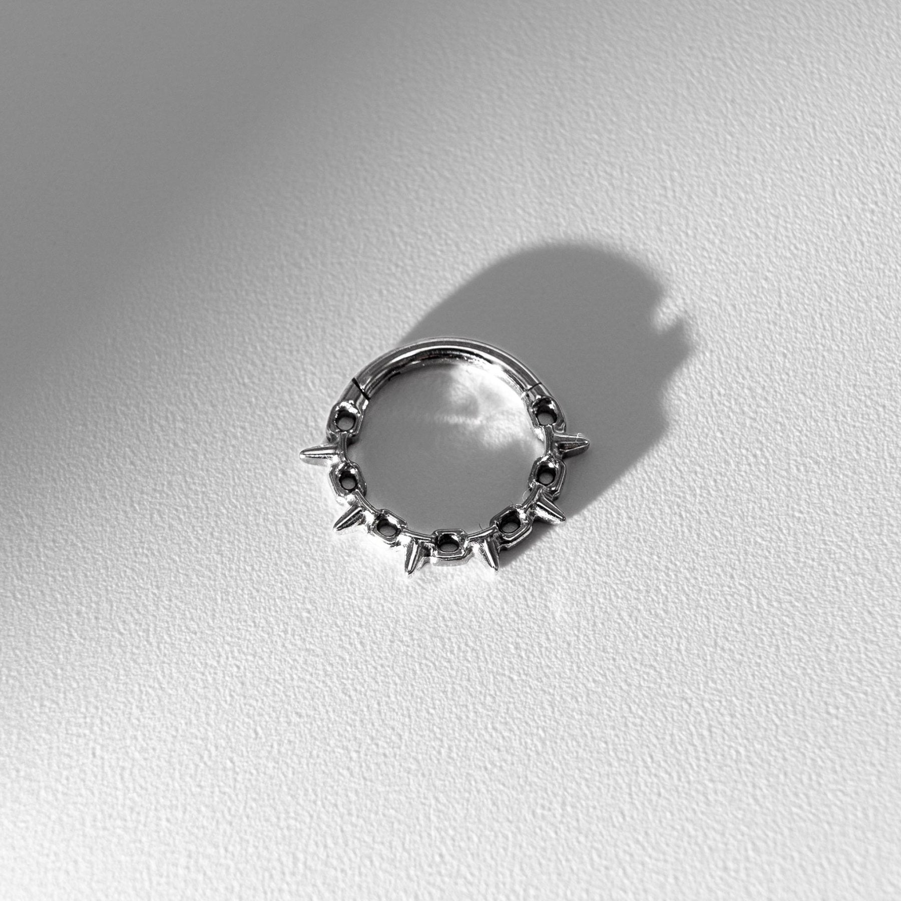 Anchor Chain Clicker | Titanium Septum & Conch Ring | RARE-ROMANCE
