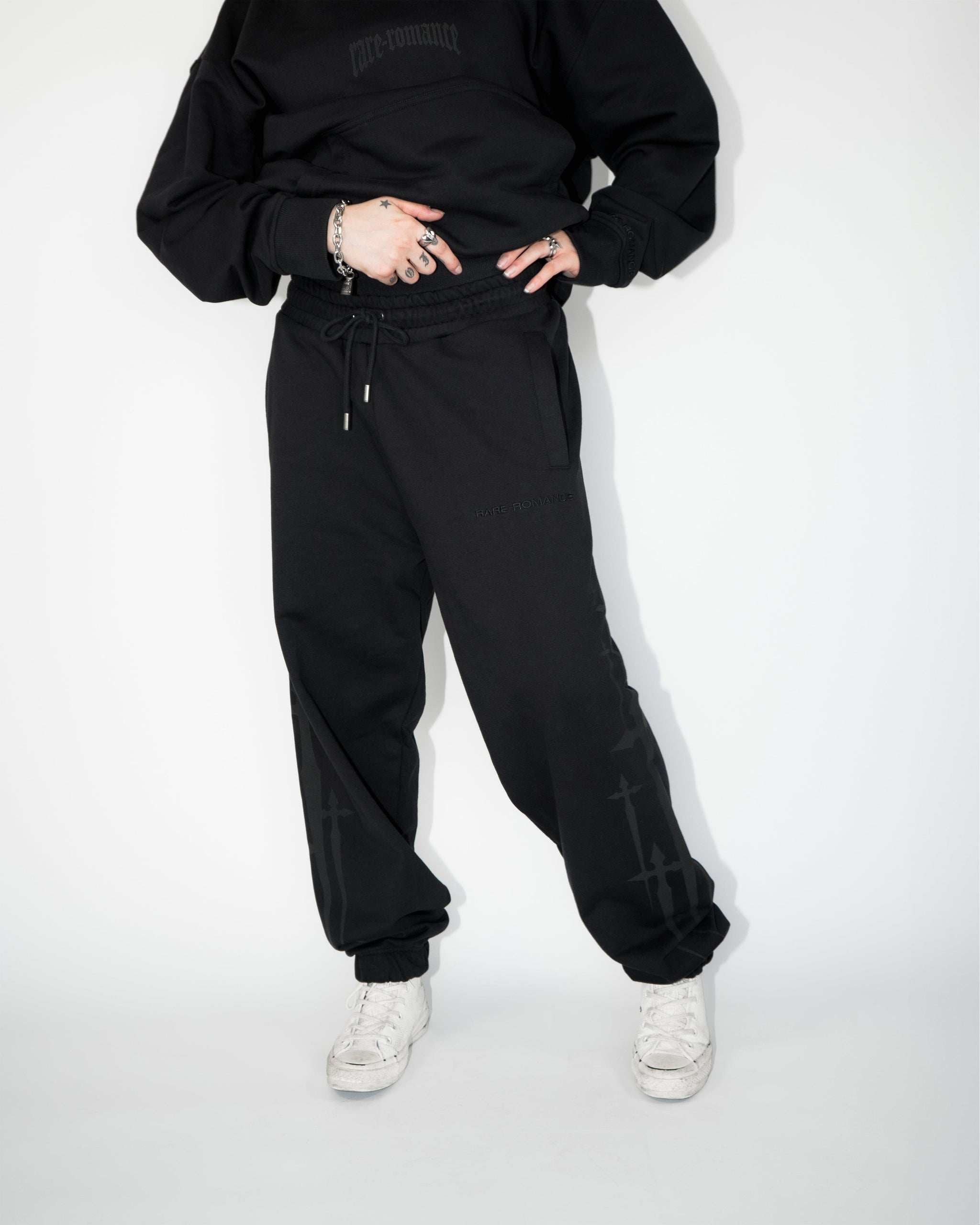 cross_pant_ecom_0004_DSC07895_
