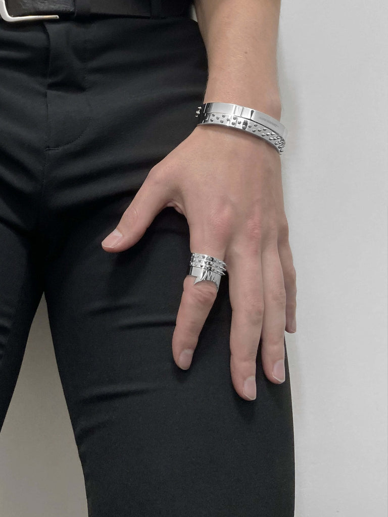 Micro Spike Ring | RARE-ROMANCE™